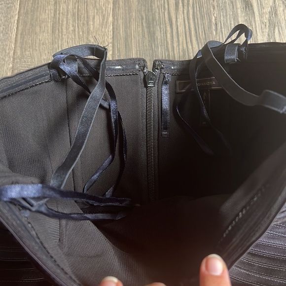 BCBGMAXAZARIA | Black smoke comb strapless formal dress - Picture 7 of 16